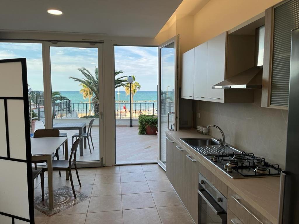 Residence Sei Delfini Termoli Exteriér fotografie